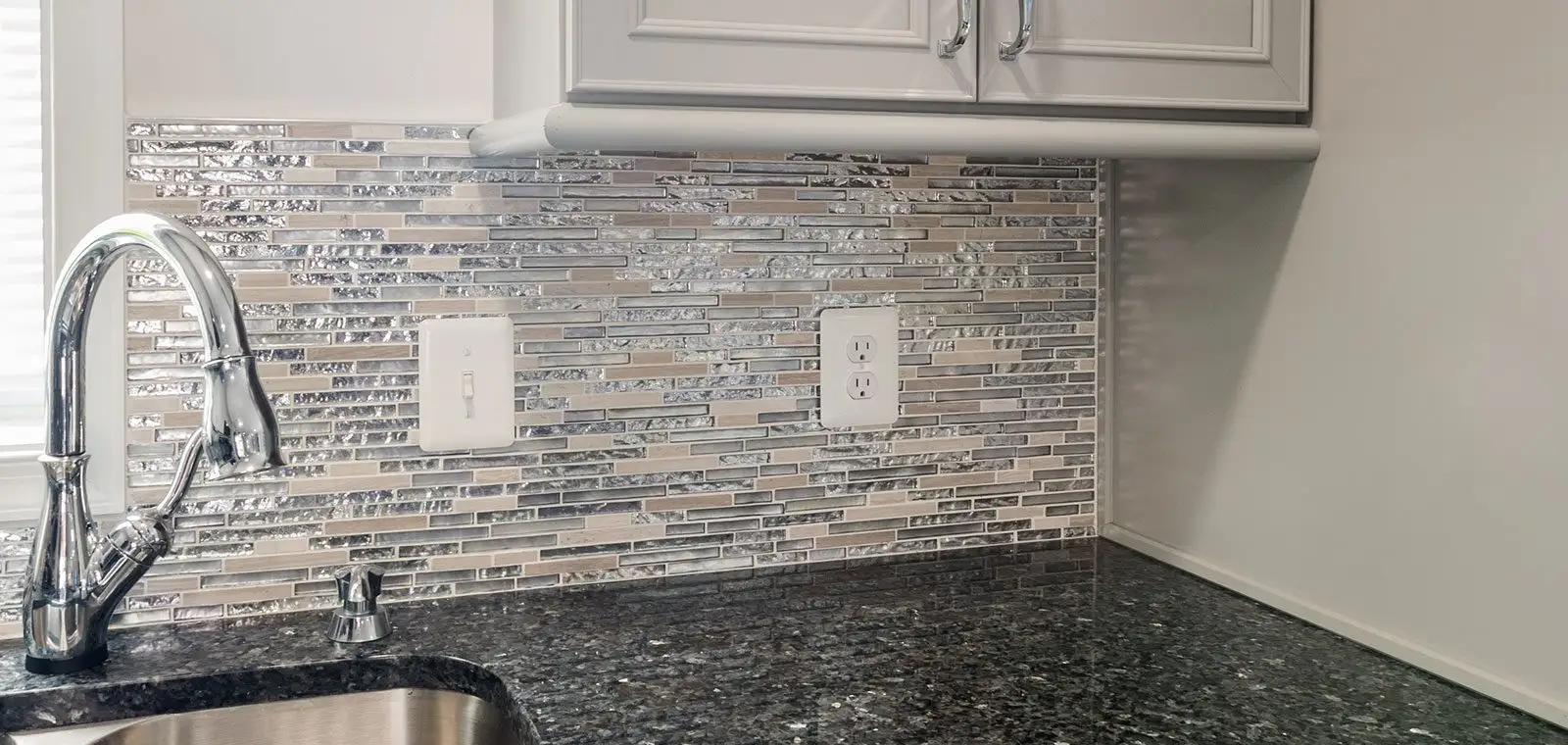 Choosing the Right Backsplash for your Kitchen