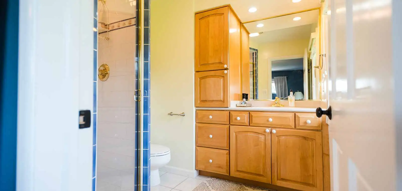 Signs It’s Time for a Bathroom Remodel (and What to Do Next)