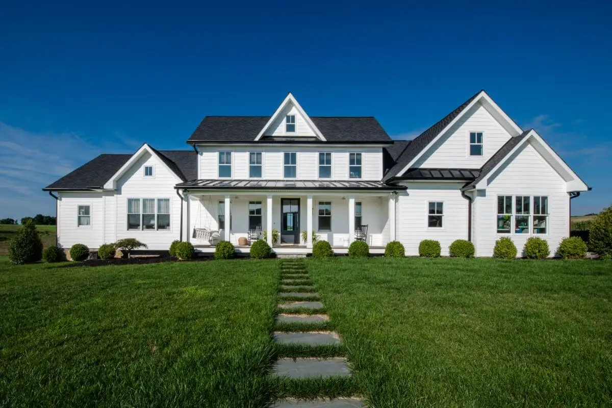 Will a New Roof Lower My Homeowners Insurance?